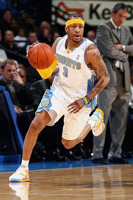 穆勒与梅西交手记录：穆勒正式比赛7胜1负，周末将...（穆勒对梅西交锋史：正式赛7胜1负，周末再度相逢）