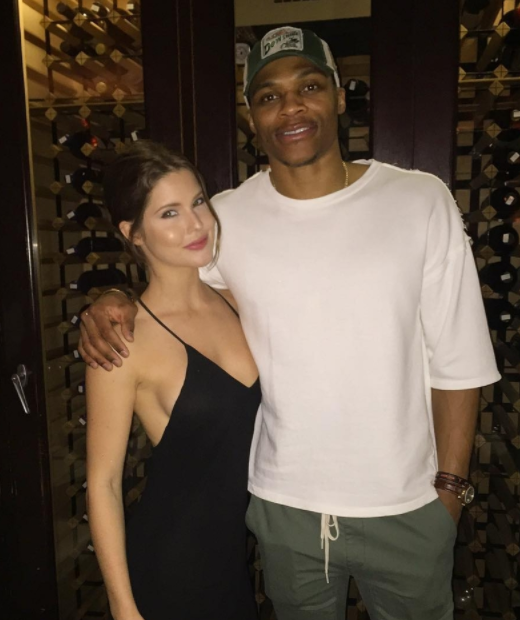 西媒：贝蒂斯与佩莱格里尼达成口头续约协议，新合同至2027年（西媒：佩莱格里尼与贝蒂斯口头达成续约，合约至2027年）