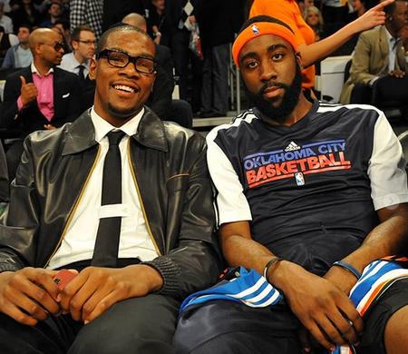 日职乙半场：山田元气屡献神扑，秋田暂0-0仙台（日乙半场战报：山田元气高接抵挡，秋田与仙台暂0-0互交白卷）