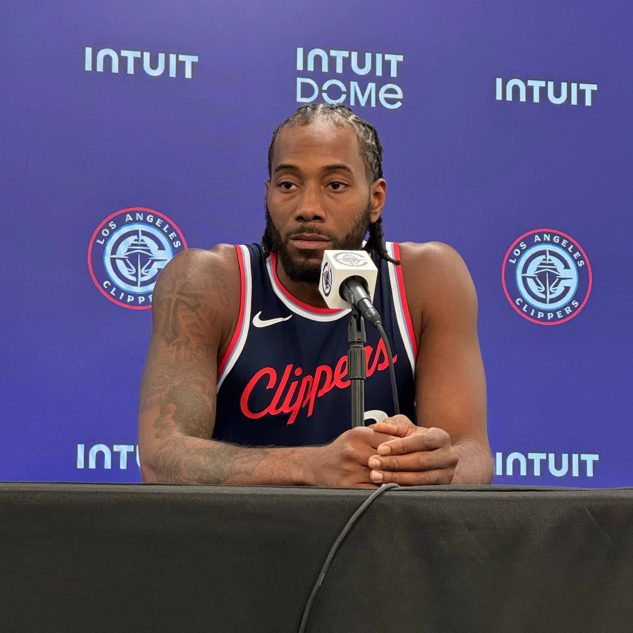 半场战报：葡萄牙体育2-0布鲁日，路易斯-苏亚雷斯传射（半场快讯：葡萄牙体育2-0布鲁日，路易斯-苏亚雷斯一传一射）